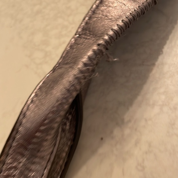 84. B t Shoulder Silver Shoulder Leather Bag  with unique buckle ties - Picture 5 of 16